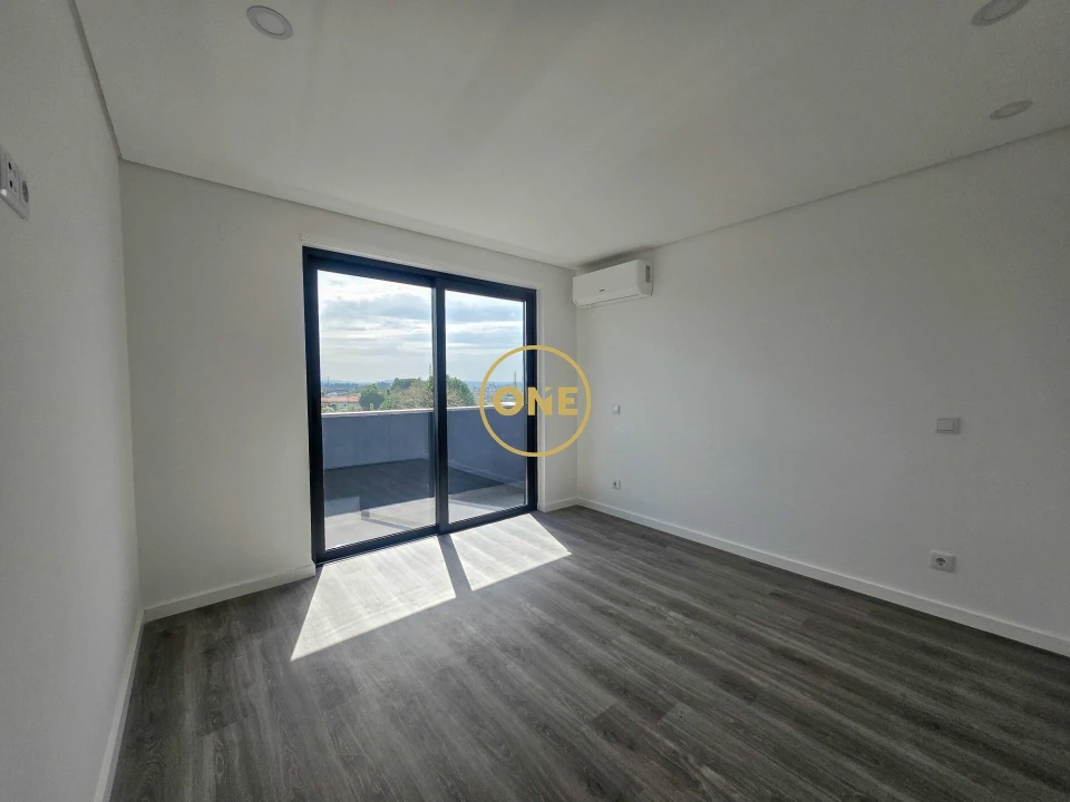 Apartamento T2 para Venda em Gavião Foto 9