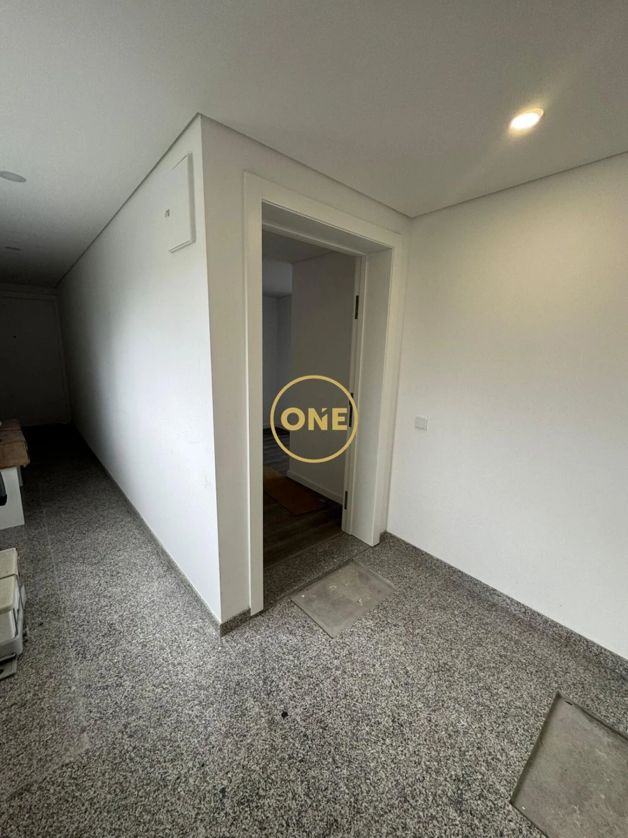 Apartamento T2 para Venda em Gavião Foto 4