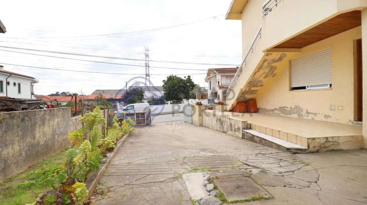 Moradia T3 para Venda em Cidade da Maia Foto 28