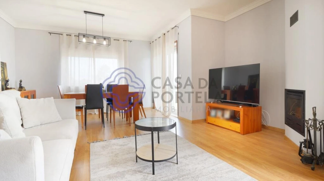 Moradia T3 para Venda em Cidade da Maia Foto 17