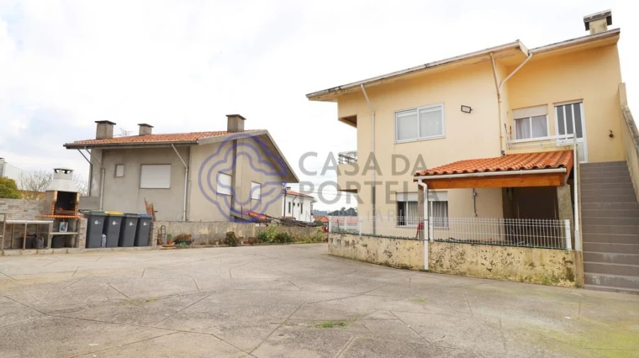 Moradia T3 para Venda em Cidade da Maia Foto 27