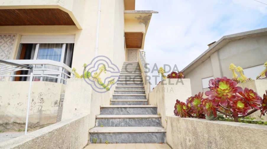 Moradia T3 para Venda em Cidade da Maia Foto 22