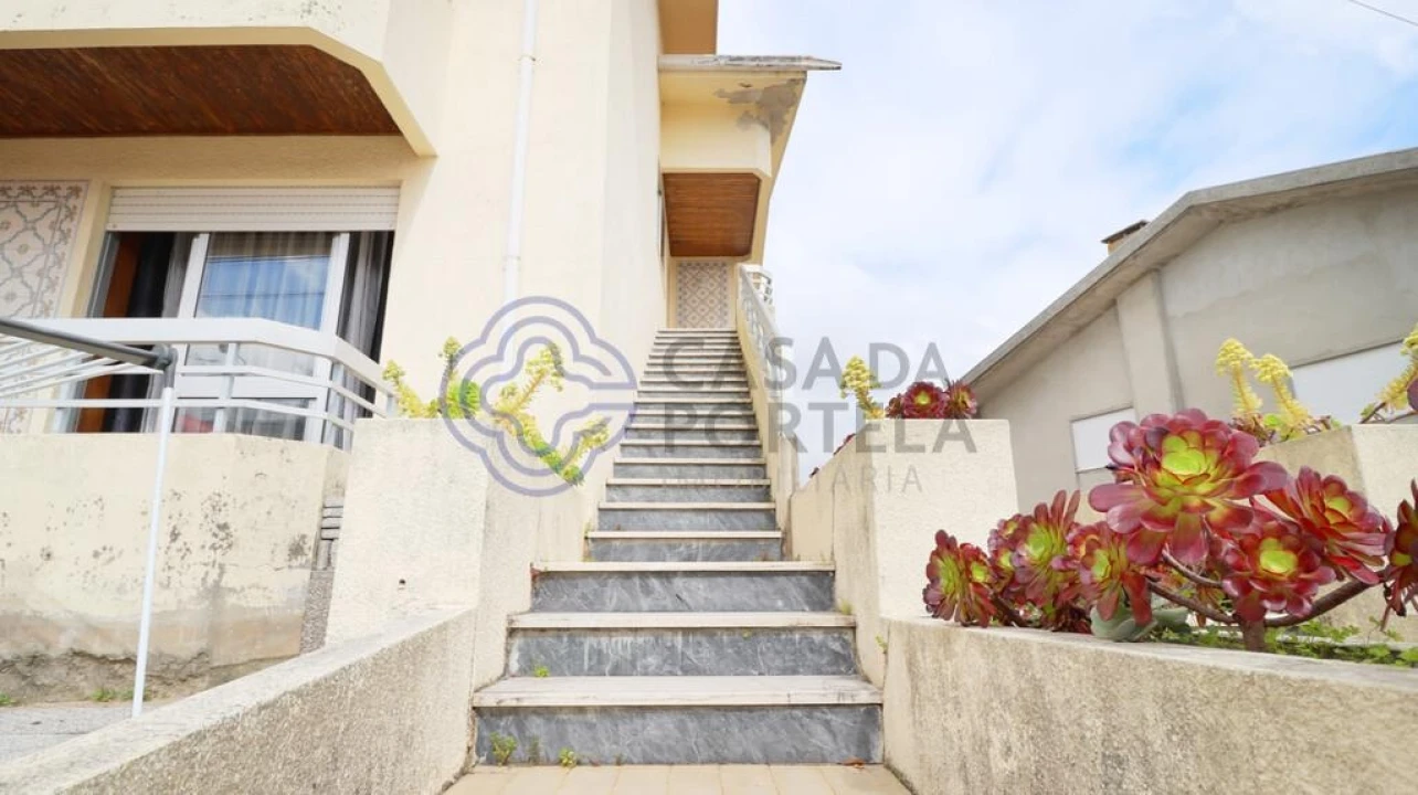 Moradia T3 para Venda em Cidade da Maia Foto 22