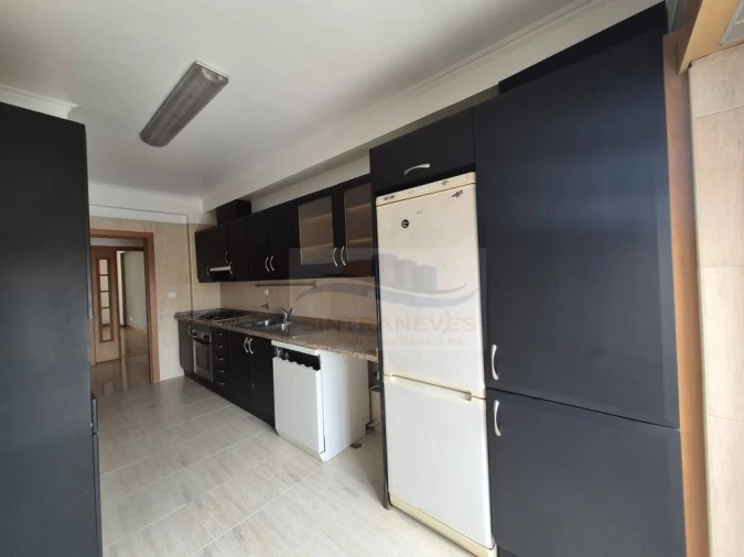 Apartamento T2 para Venda em Laranjeiro e Feijó Foto 10