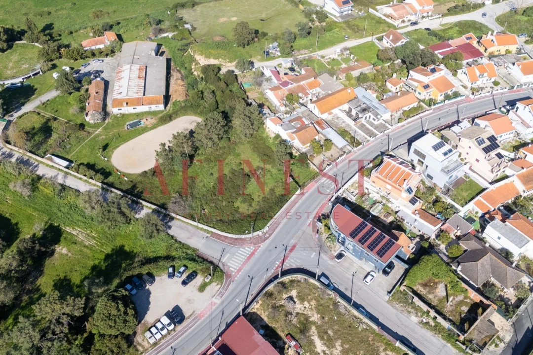 Terreno para Venda em Charneca de Caparica e Sobreda Foto 13