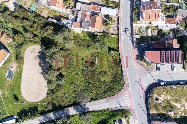 Terreno para Venda em Charneca de Caparica e Sobreda Foto 10