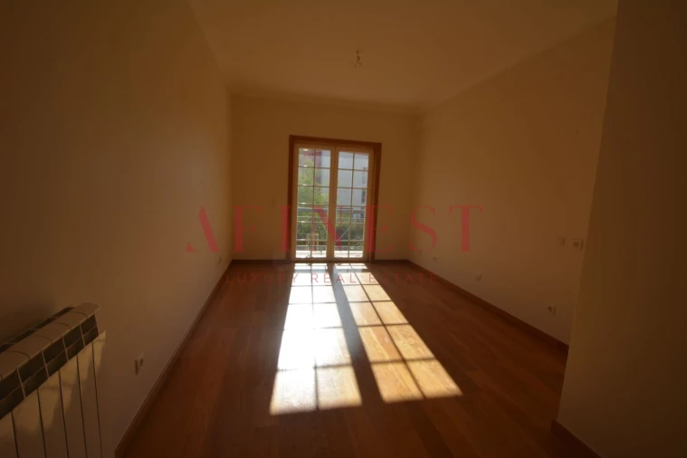 Apartamento T3 para Arrendamento em Santa Maria e São Miguel, São Martinho, São Pedro Penaferrim Foto 15