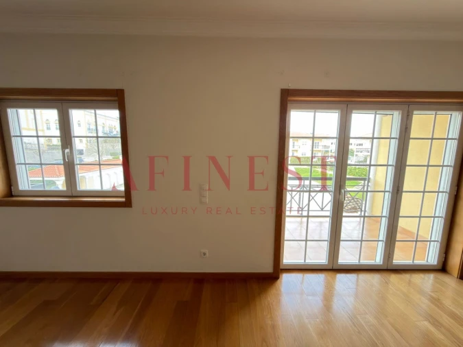 Apartamento T3 para Arrendamento em Santa Maria e São Miguel, São Martinho, São Pedro Penaferrim Foto 3