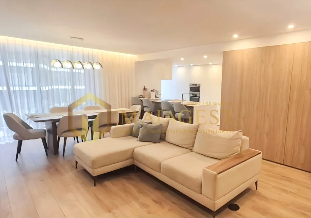 Apartamento T3 para Venda em Ramalde Foto 1