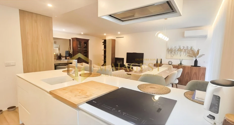 Apartamento T3 para Venda em Ramalde Foto 4