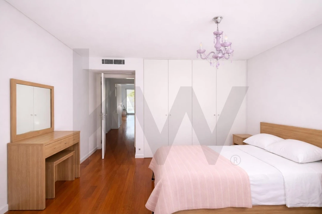 Moradia T5 para Venda em Cascais e Estoril Foto 27