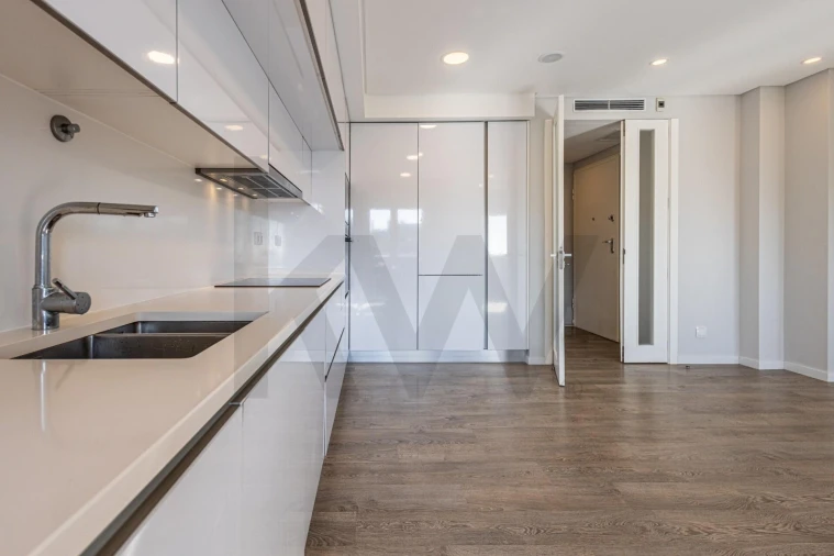 Apartamento T2 para Arrendamento em Ramada e Caneças Foto 4