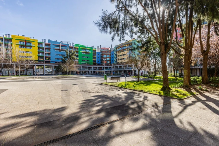 Apartamento T2 para Arrendamento em Ramada e Caneças Foto 24