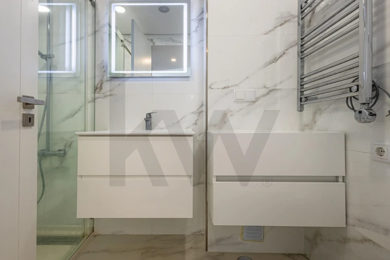 Apartamento T2 para Arrendamento em Ramada e Caneças Foto 11