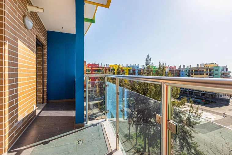 Apartamento T2 para Arrendamento em Ramada e Caneças Foto 1