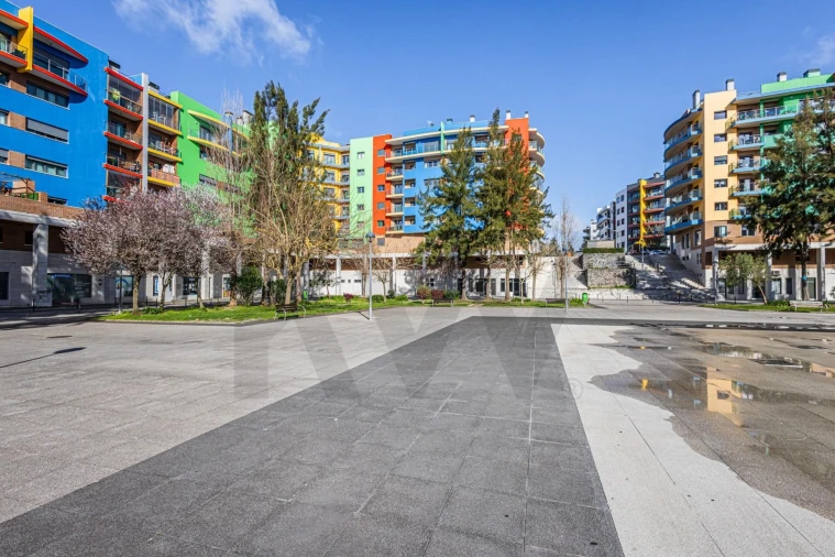 Apartamento T2 para Arrendamento em Ramada e Caneças Foto 25