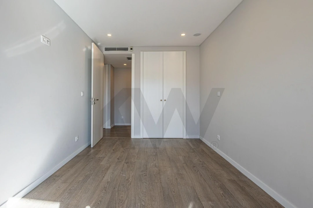 Apartamento T2 para Arrendamento em Ramada e Caneças Foto 16