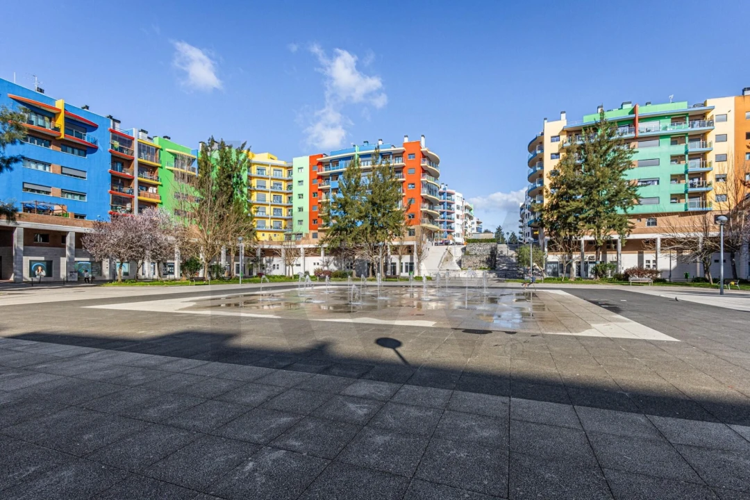 Apartamento T2 para Arrendamento em Ramada e Caneças Foto 28