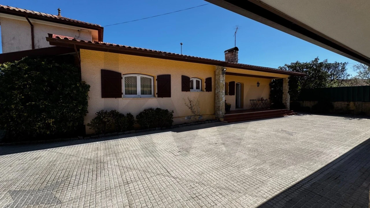 Moradia T4 para Venda em Bustos, Troviscal e Mamarrosa Foto 39