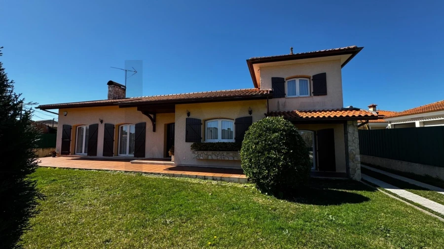 Moradia T4 para Venda em Bustos, Troviscal e Mamarrosa Foto 47