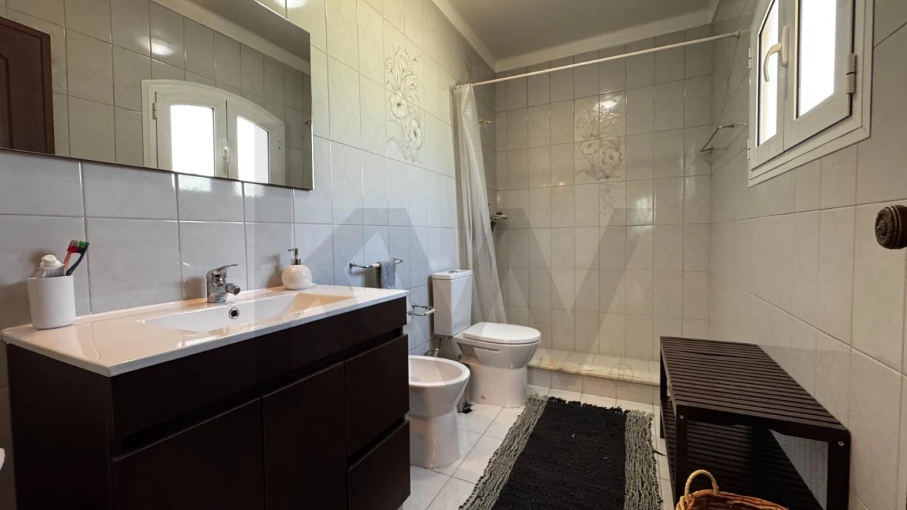 Moradia T4 para Venda em Bustos, Troviscal e Mamarrosa Foto 13