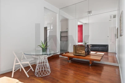 Apartamento T2 para Venda em Santa Maria Maior