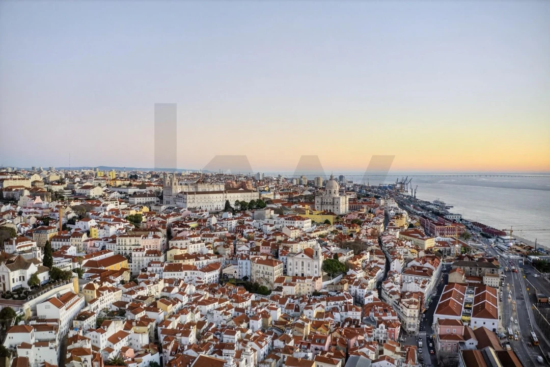 Apartamento T2 para Venda em Santa Maria Maior Foto 32