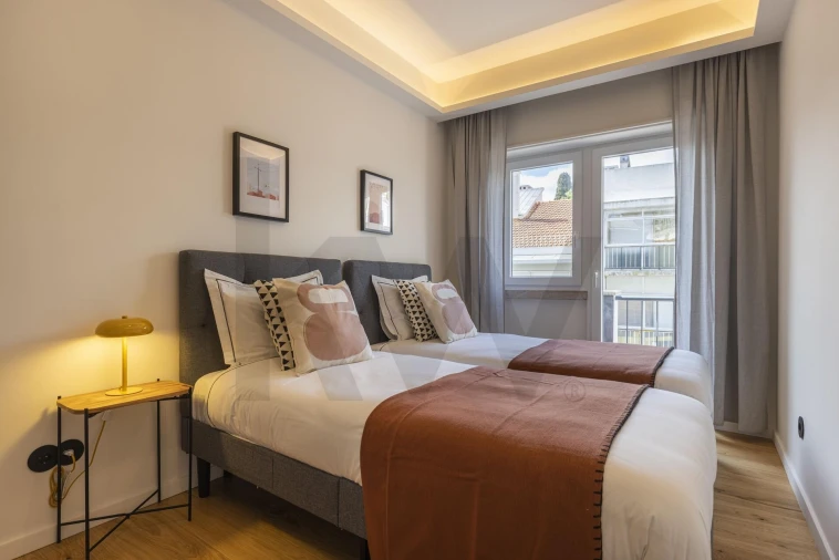 Apartamento T2 para Arrendamento em Campo de Ourique Foto 17