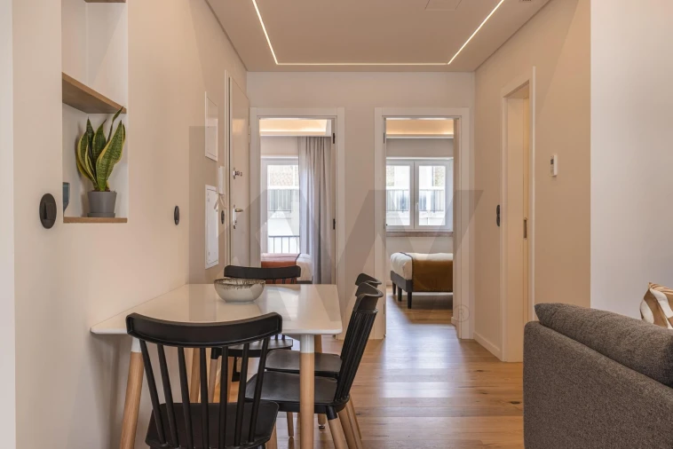 Apartamento T2 para Arrendamento em Campo de Ourique Foto 10