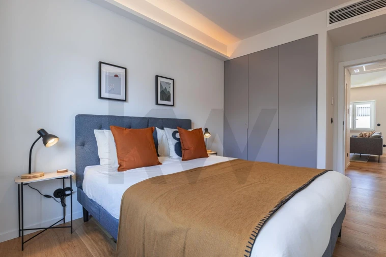 Apartamento T2 para Arrendamento em Campo de Ourique Foto 13