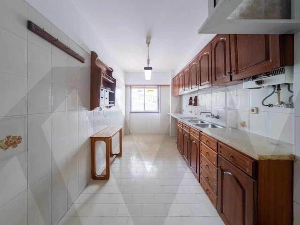 Apartamento T3 para Venda em Alcabideche Foto 13