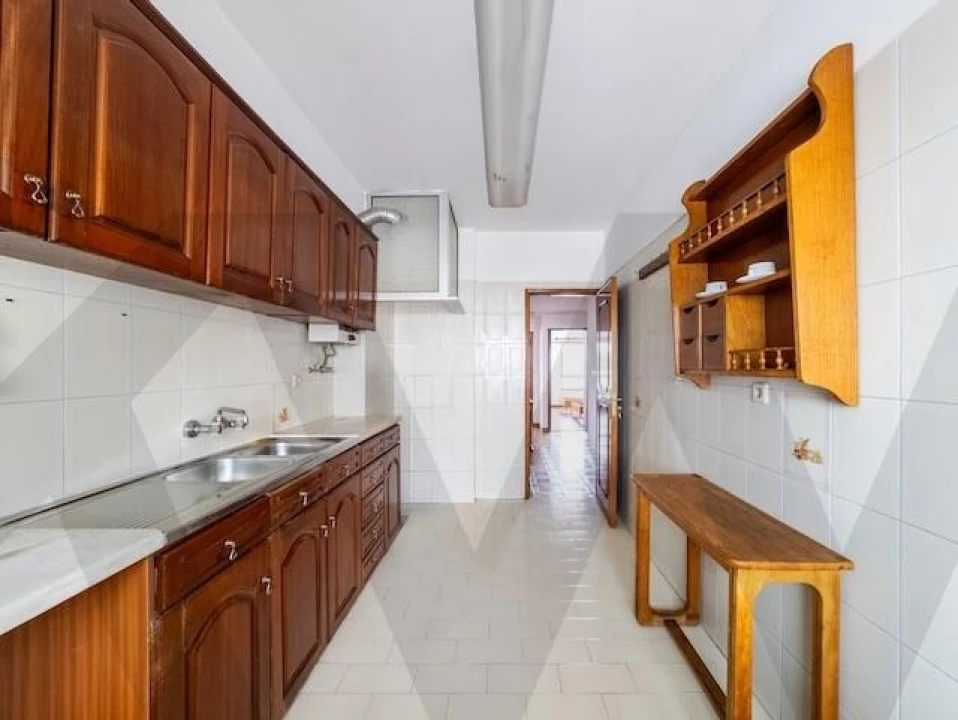 Apartamento T3 para Venda em Alcabideche Foto 11