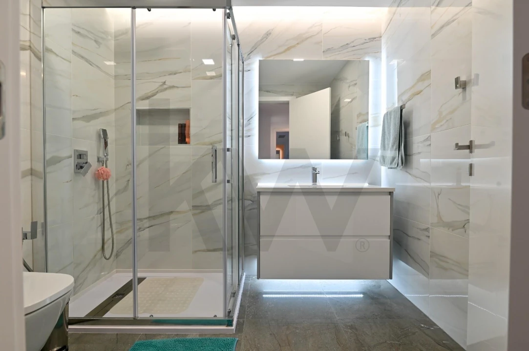 Apartamento T3 para Venda em Porto Salvo Foto 12