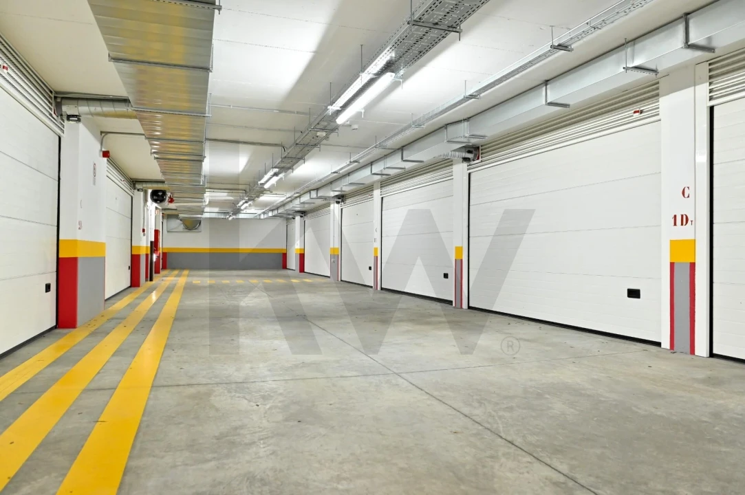 Apartamento T3 para Venda em Porto Salvo Foto 37