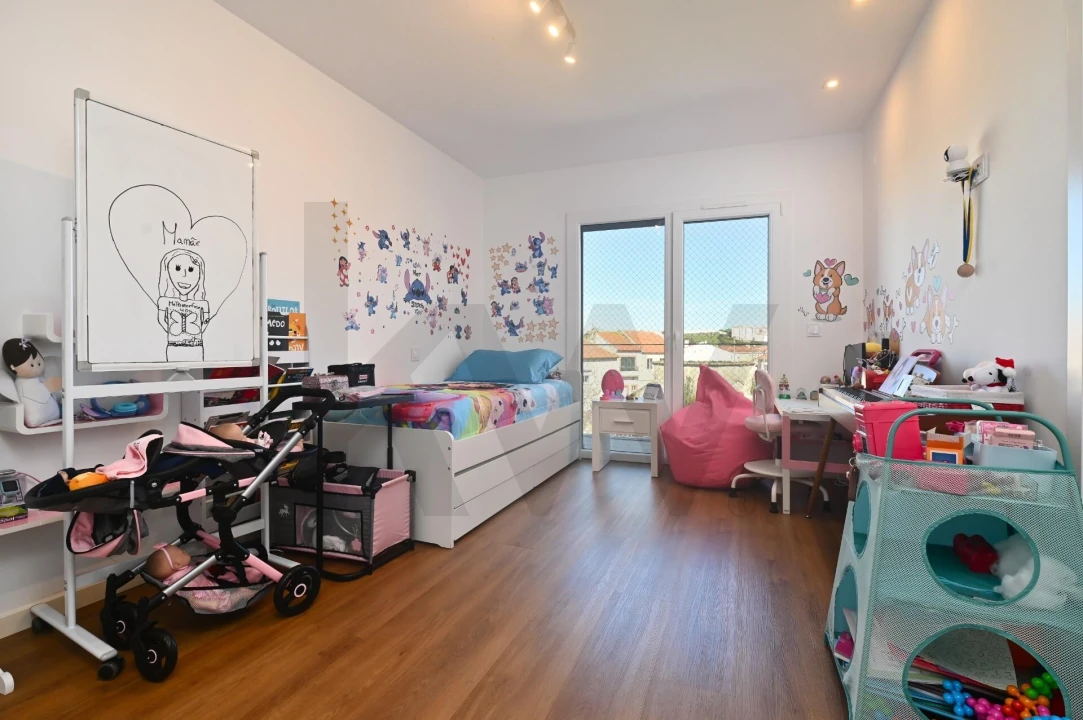 Apartamento T3 para Venda em Porto Salvo Foto 22