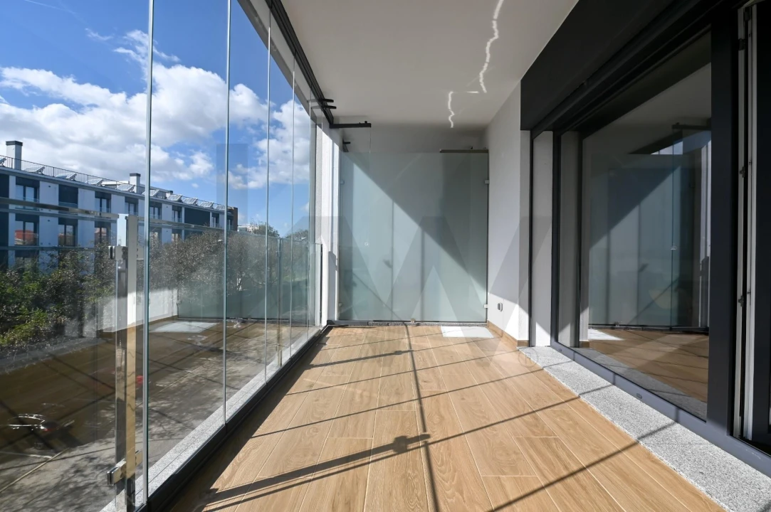 Apartamento T3 para Venda em Porto Salvo Foto 4