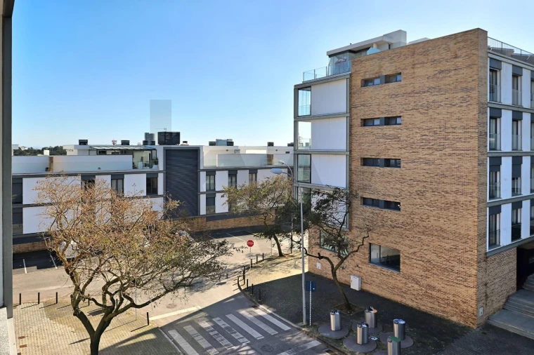 Apartamento T3 para Venda em Porto Salvo Foto 34