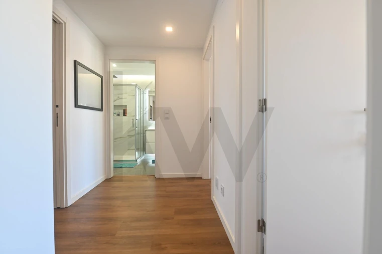 Apartamento T3 para Venda em Porto Salvo Foto 11