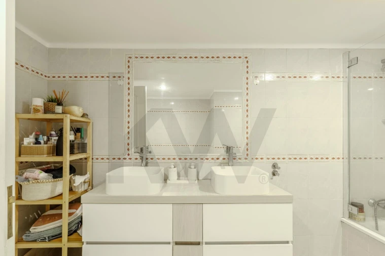 Apartamento T2 para Venda em Carnaxide e Queijas Foto 38
