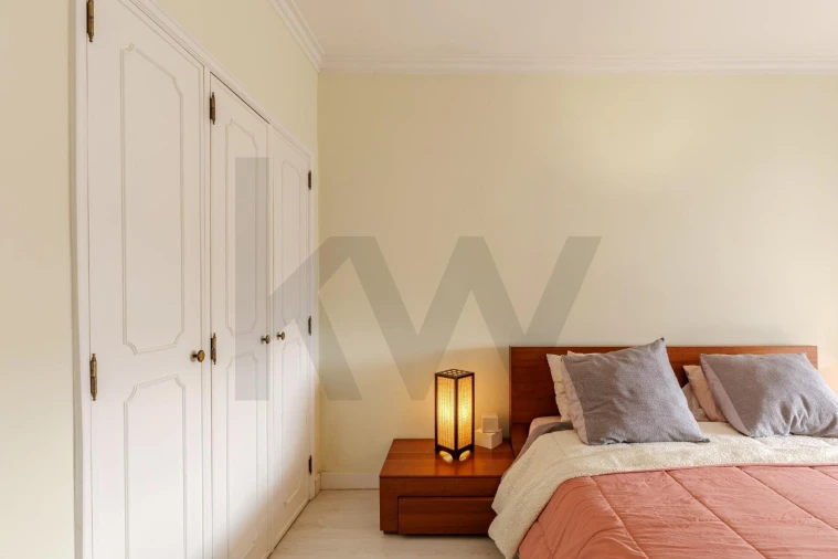 Apartamento T2 para Venda em Carnaxide e Queijas Foto 23