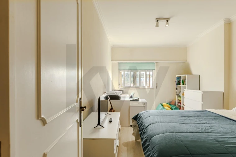 Apartamento T2 para Venda em Carnaxide e Queijas Foto 31