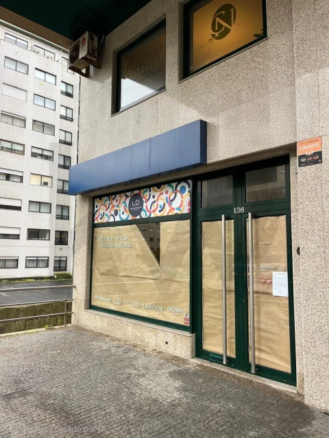 Loja para Arrendamento em Ramalde