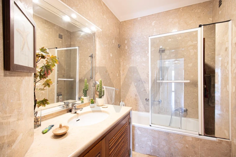 Apartamento T2 para Arrendamento em Costa da Caparica Foto 17