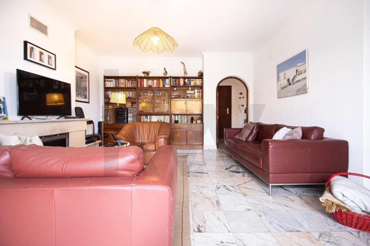 Apartamento T2 para Arrendamento em Costa da Caparica Foto 4