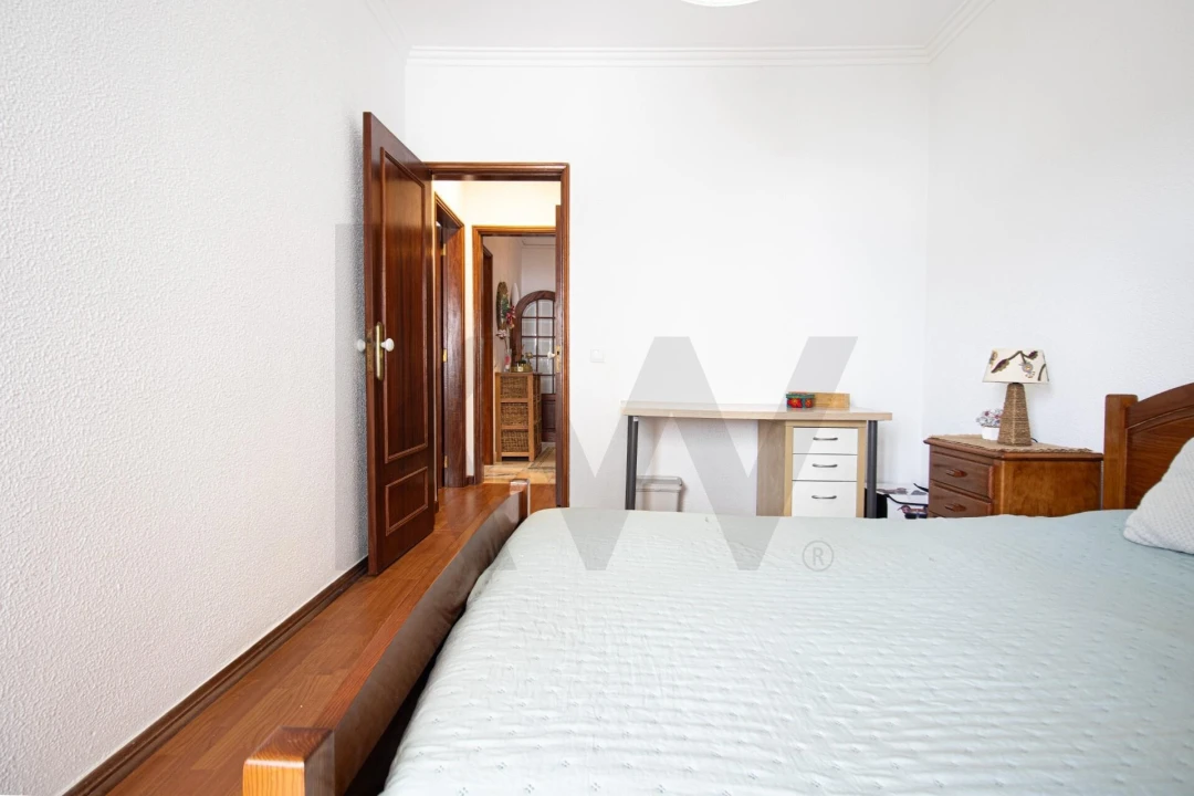 Apartamento T2 para Arrendamento em Costa da Caparica Foto 15