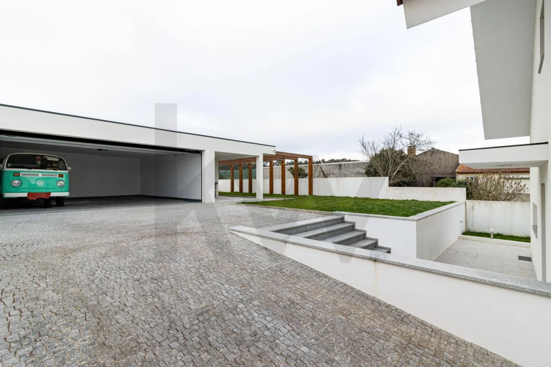 Moradia T3 para Venda em Ovar, São João, Arada e São Vicente de Pereira Jusã Foto 9