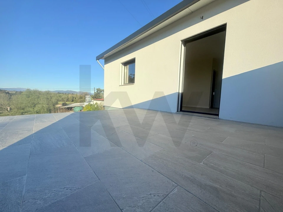 Moradia T3 para Venda em Oleiros Foto 30