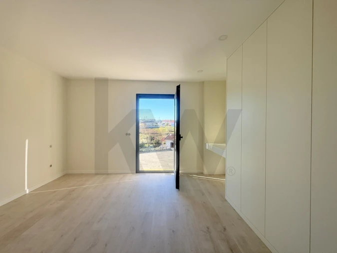 Moradia T3 para Venda em Oleiros Foto 10