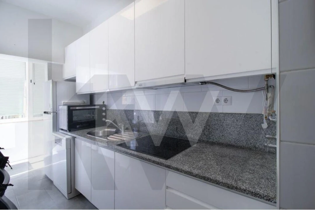 Apartamento T2 para Arrendamento em Areeiro Foto 17