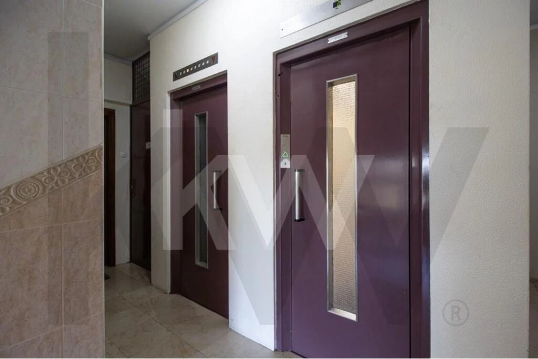 Apartamento T2 para Arrendamento em Areeiro Foto 25